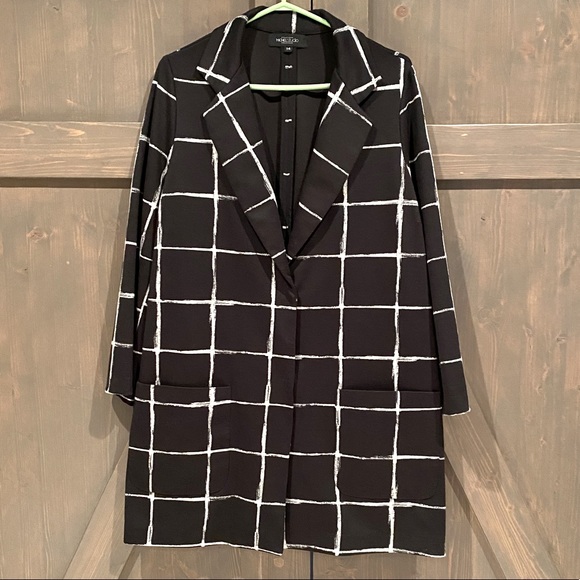 Button-up Blazer - Picture 1 of 4